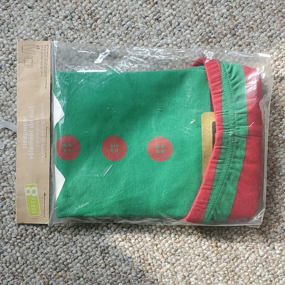 2t pajamas - Picture 1 of 2